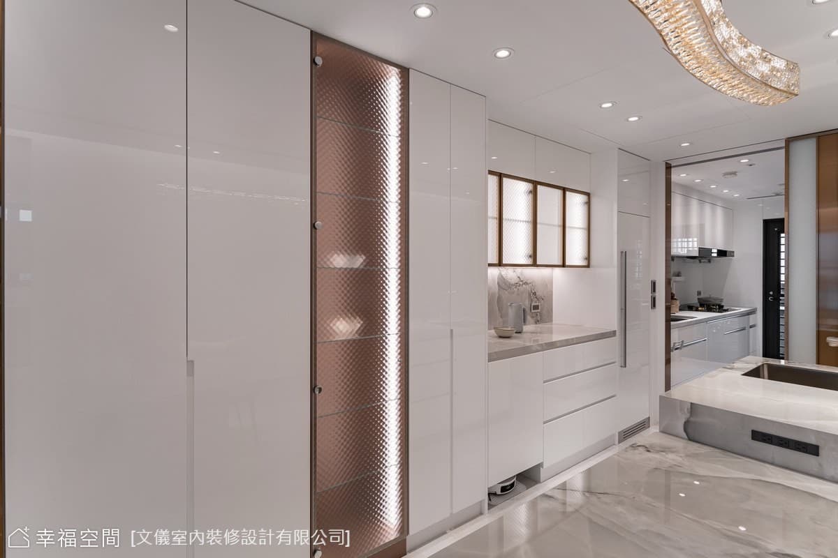 現代風餐廚開放式設計