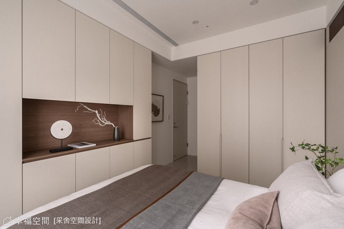 現代臥室白色收納