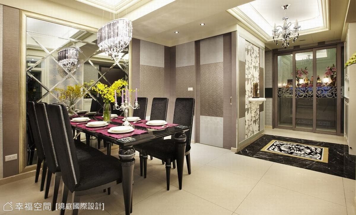 餐廳望向佛堂