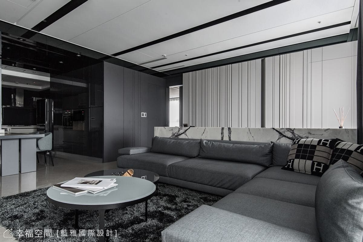GRAY OF GREY 格雷灰