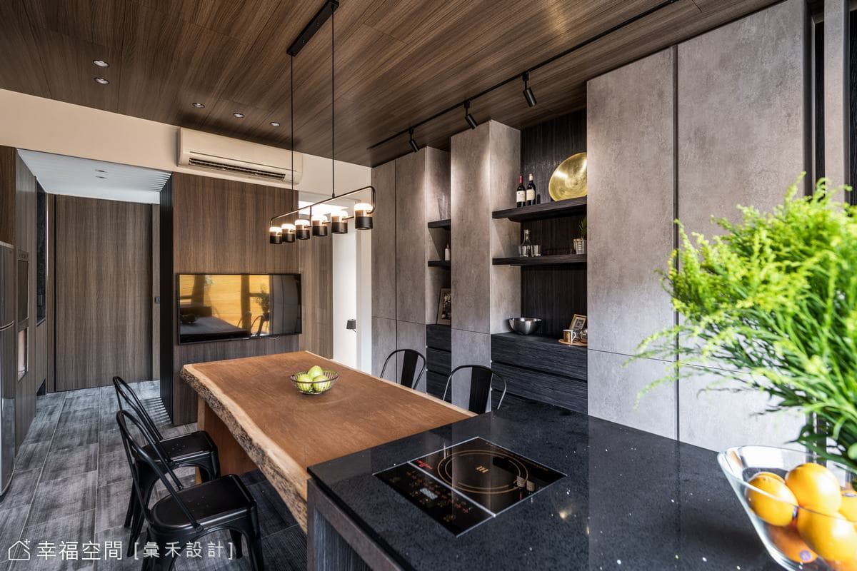 老屋變身住辦合一宅 型塑多元風格空間感