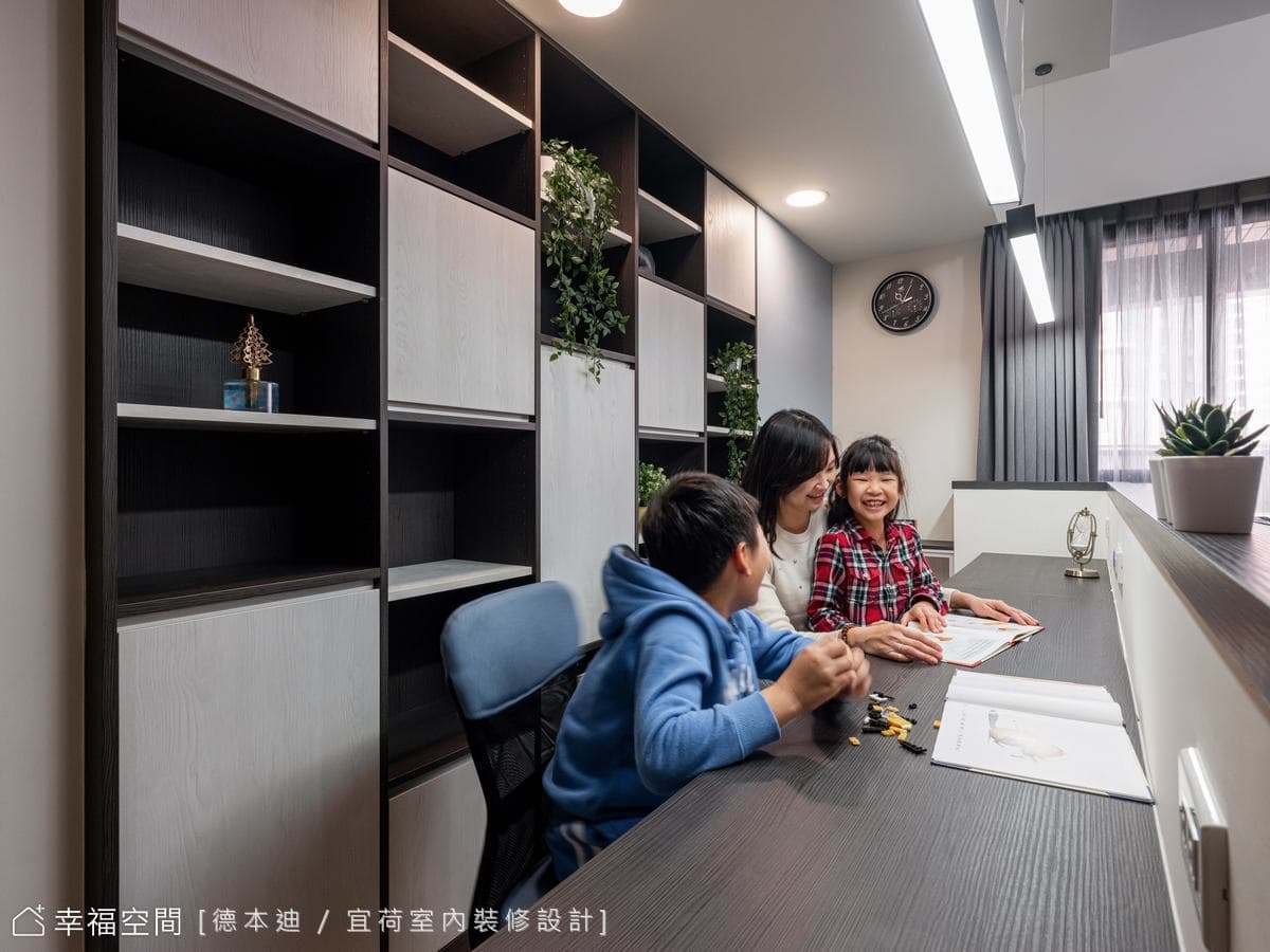 輕淺光痕織就現代風尚宅