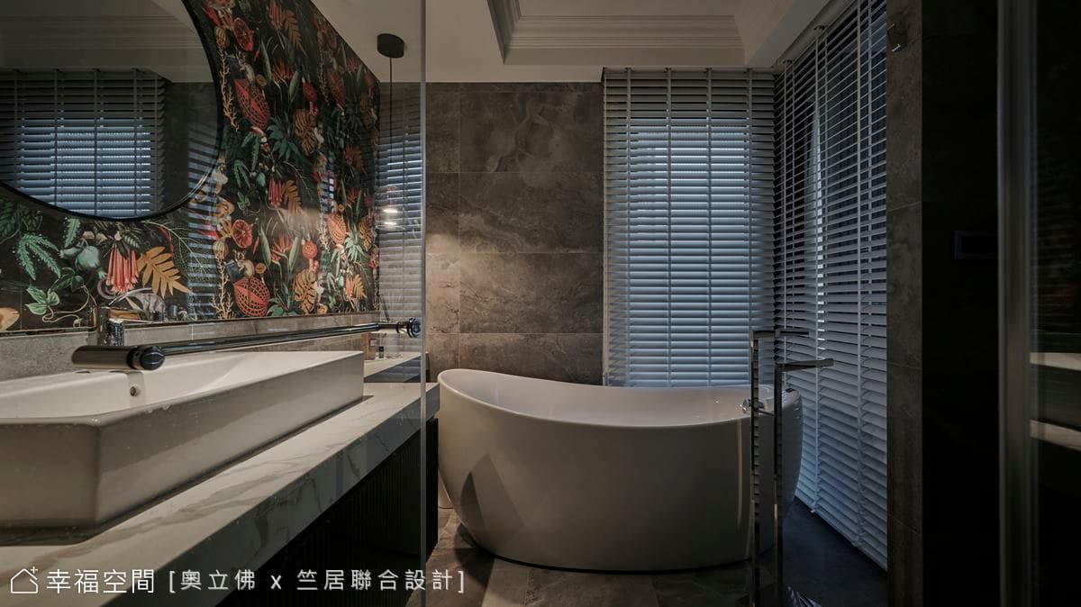 泅入浪漫湛藍海洋 共度舒坦無憂的熟齡時光