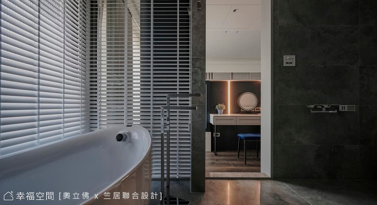 泅入浪漫湛藍海洋 共度舒坦無憂的熟齡時光