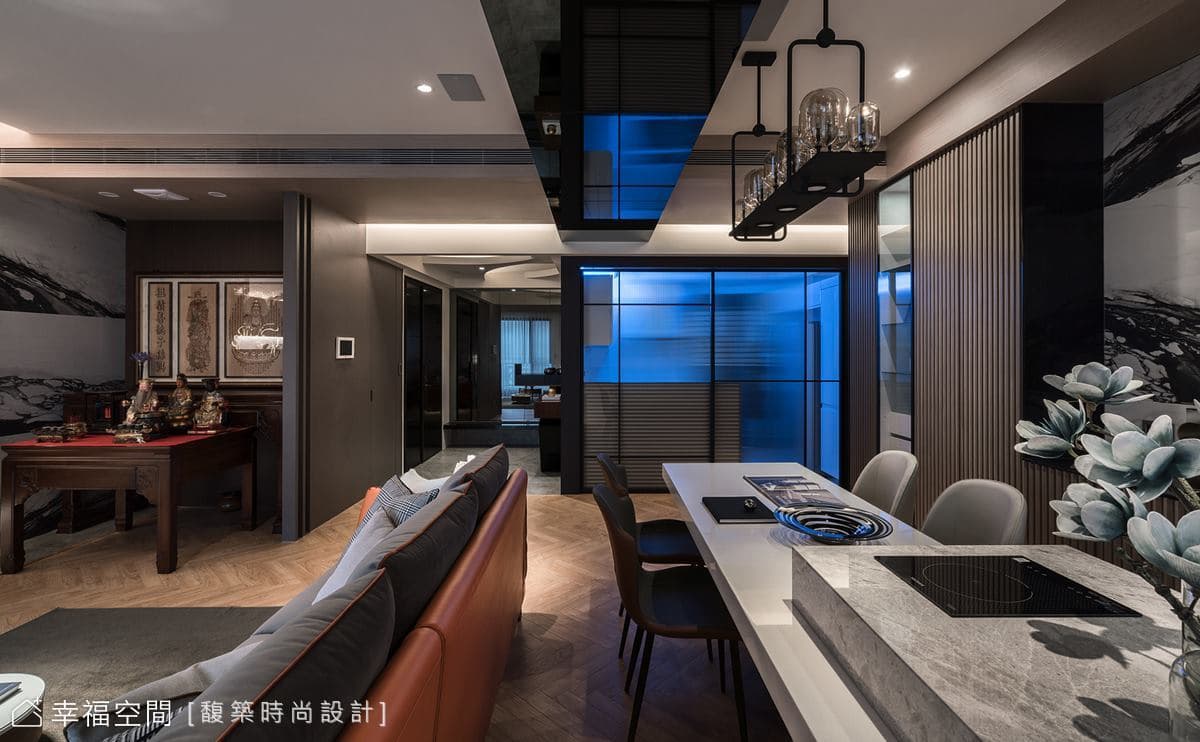 橫飛墨雨渲染濃郁藝韻 揭開沉靜美好人生新篇章