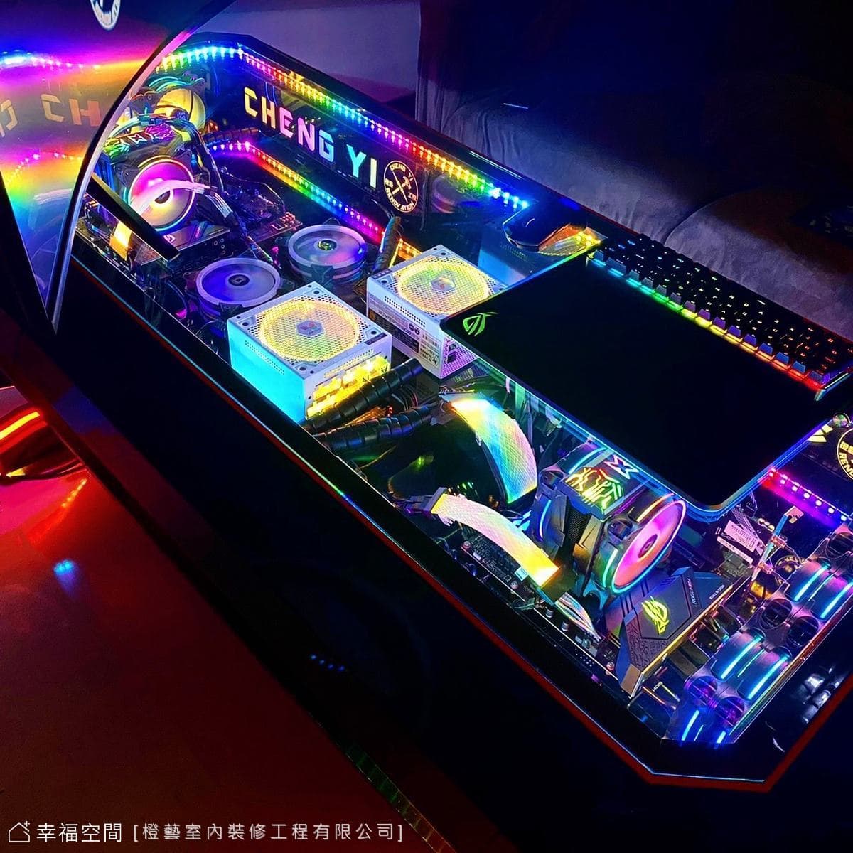全手工客製ARGB電競桌