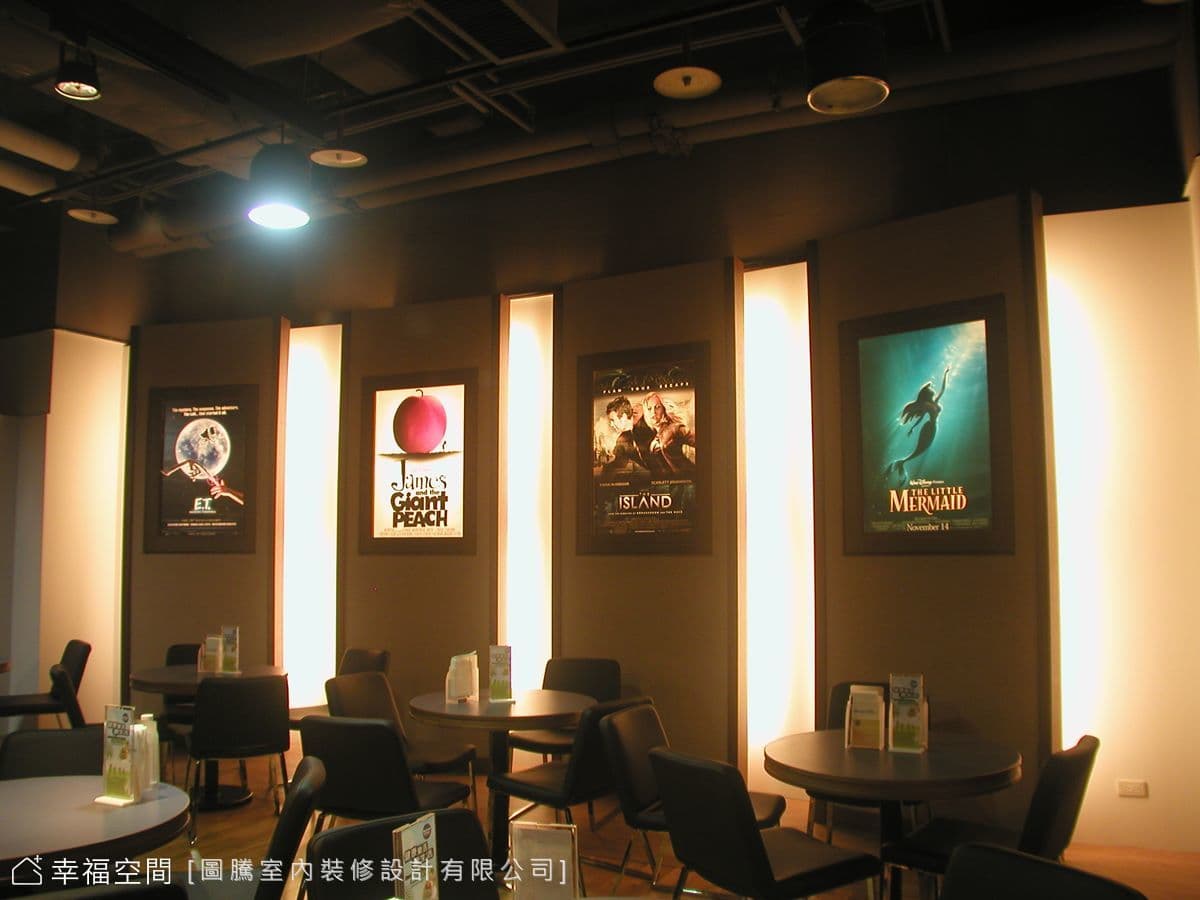 斜角7度C-誠品哈瓦那咖啡｜書香咖啡風｜50坪