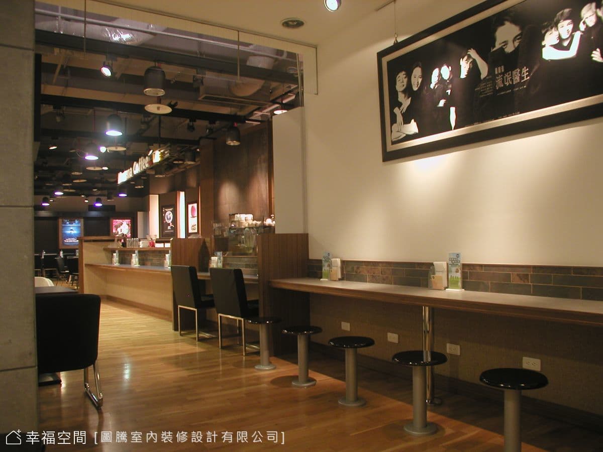 斜角7度C-誠品哈瓦那咖啡｜書香咖啡風｜50坪