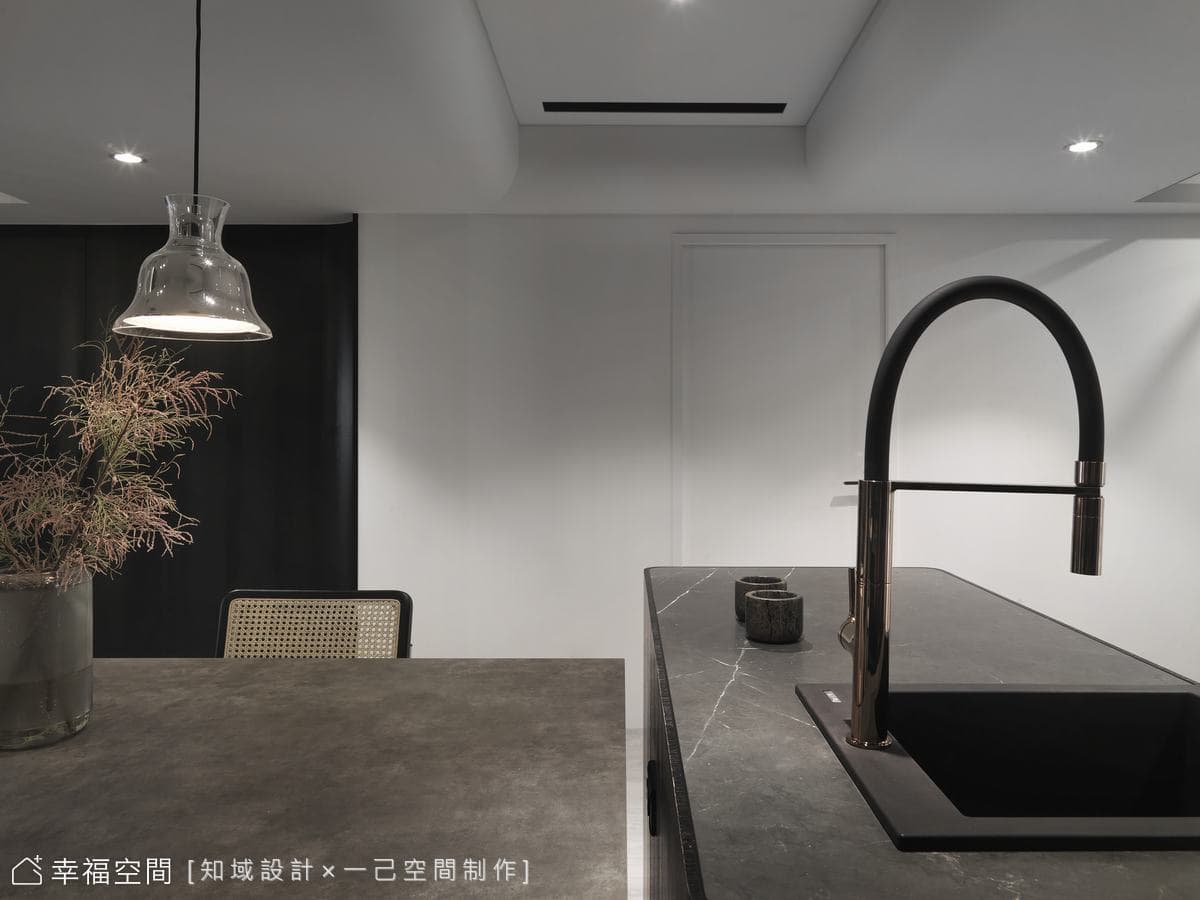 11° black│現代北歐風