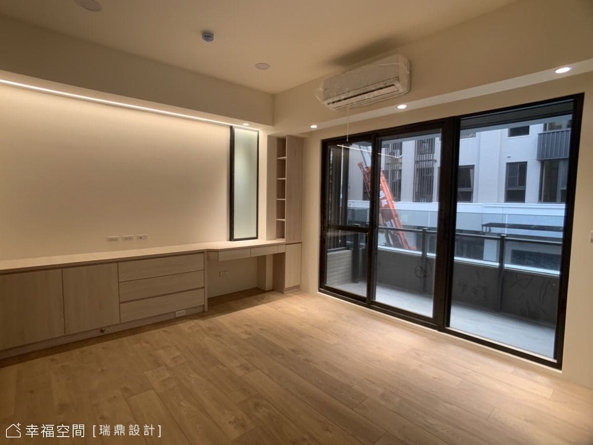 明亮色調鋪敘空間底蘊 砌築舒心現代宅邸│35坪