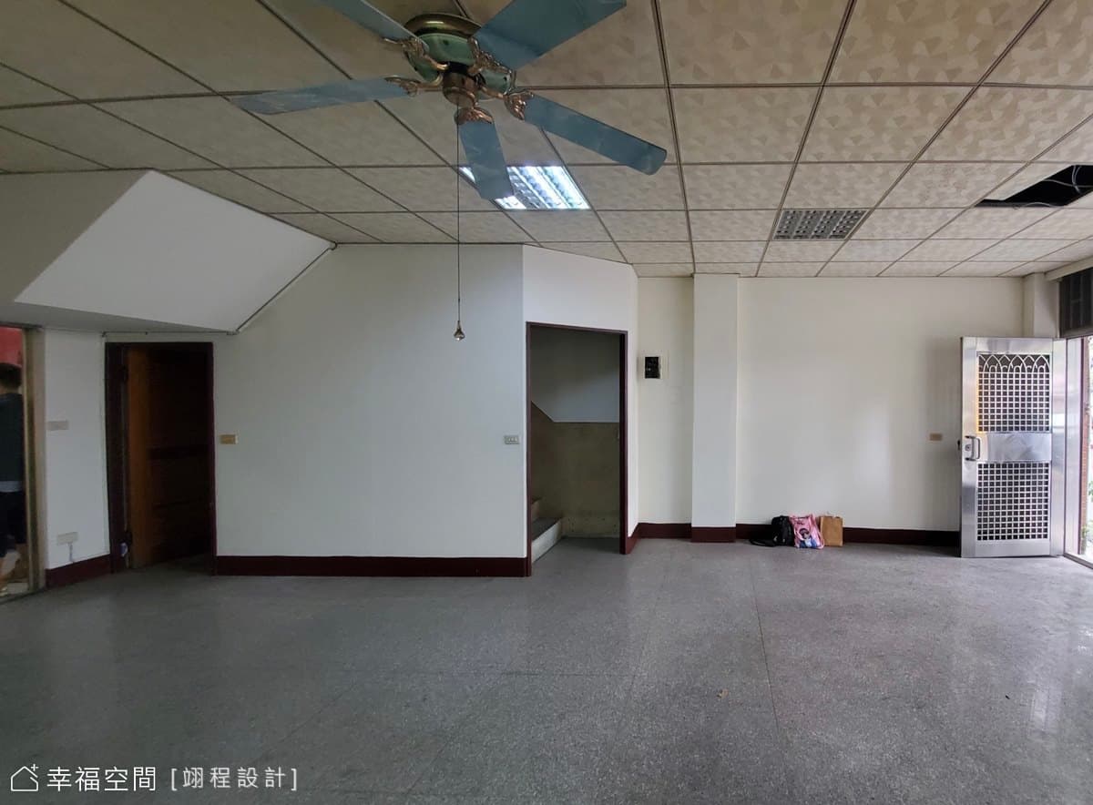 輕工業X仿清水模 Hiro’s 拉麵 台中店｜混搭風｜17坪