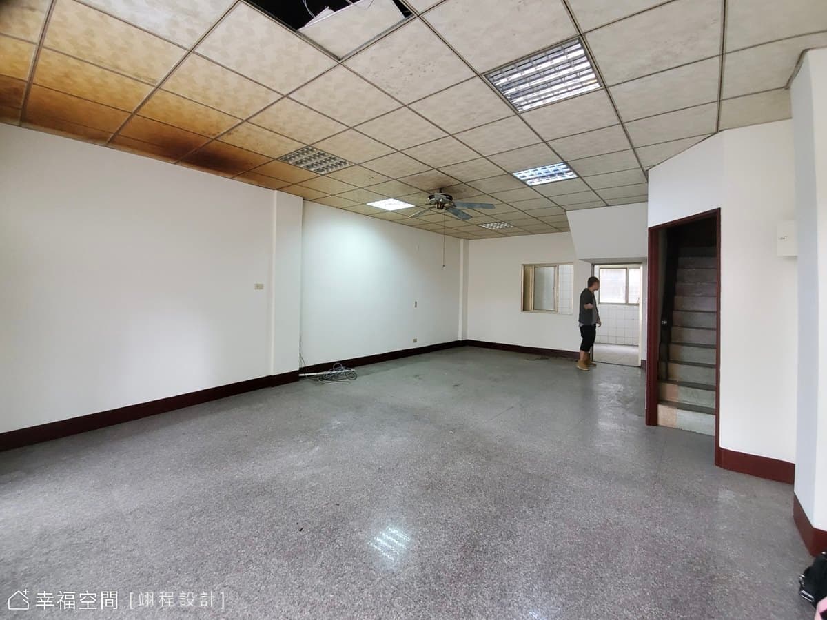 輕工業X仿清水模 Hiro’s 拉麵 台中店｜混搭風｜17坪