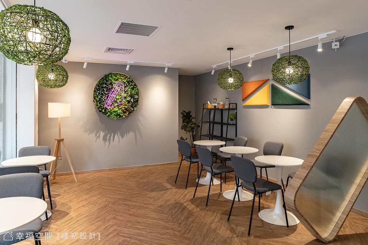 佐晨曦日光，品蒼翠光景｜洪瑞珍三明治概念店｜35坪