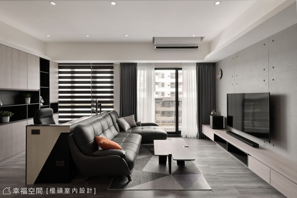 灰階木質休閒宅 在都會生活中靜享愜意日常│休閒多元風│22坪