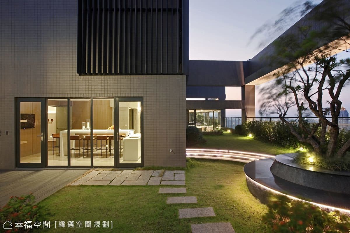 恢弘明朗 層峰宓境｜現代風｜326坪