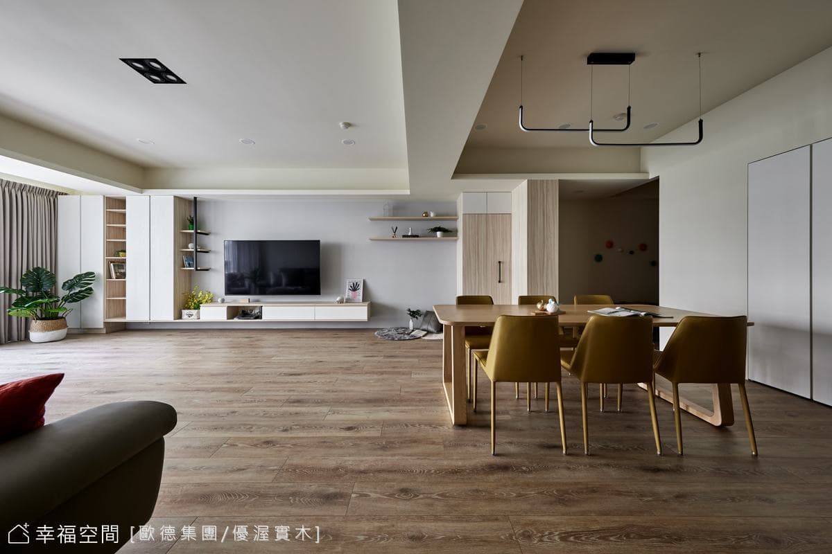 搭上Outdoor露營風!兼具「機能性」與「休閒感」的溫馨五口之家│北歐簡約風│55坪