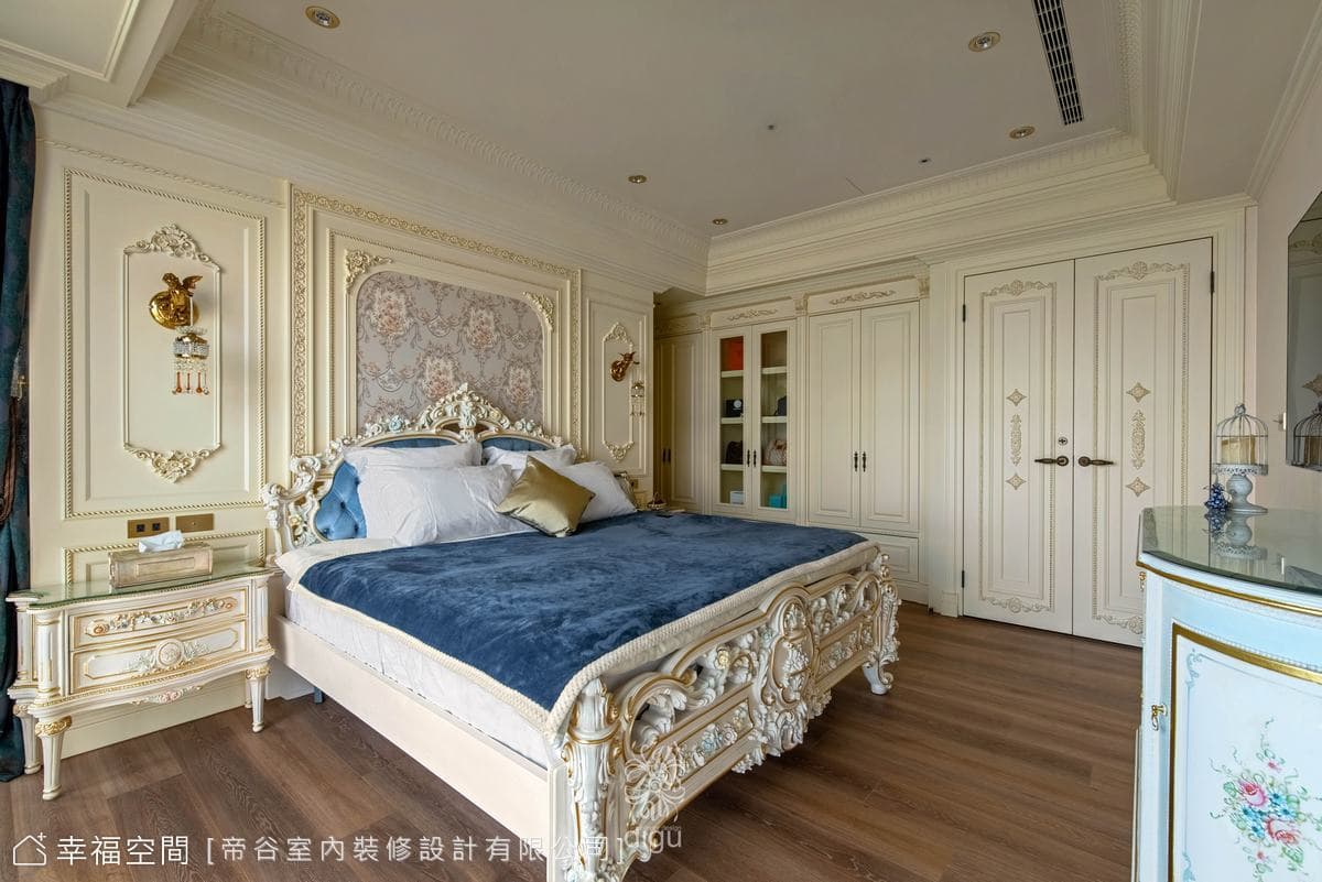 一秒穿越中古世紀 復刻熊布朗宮的古典歐風宅│40坪