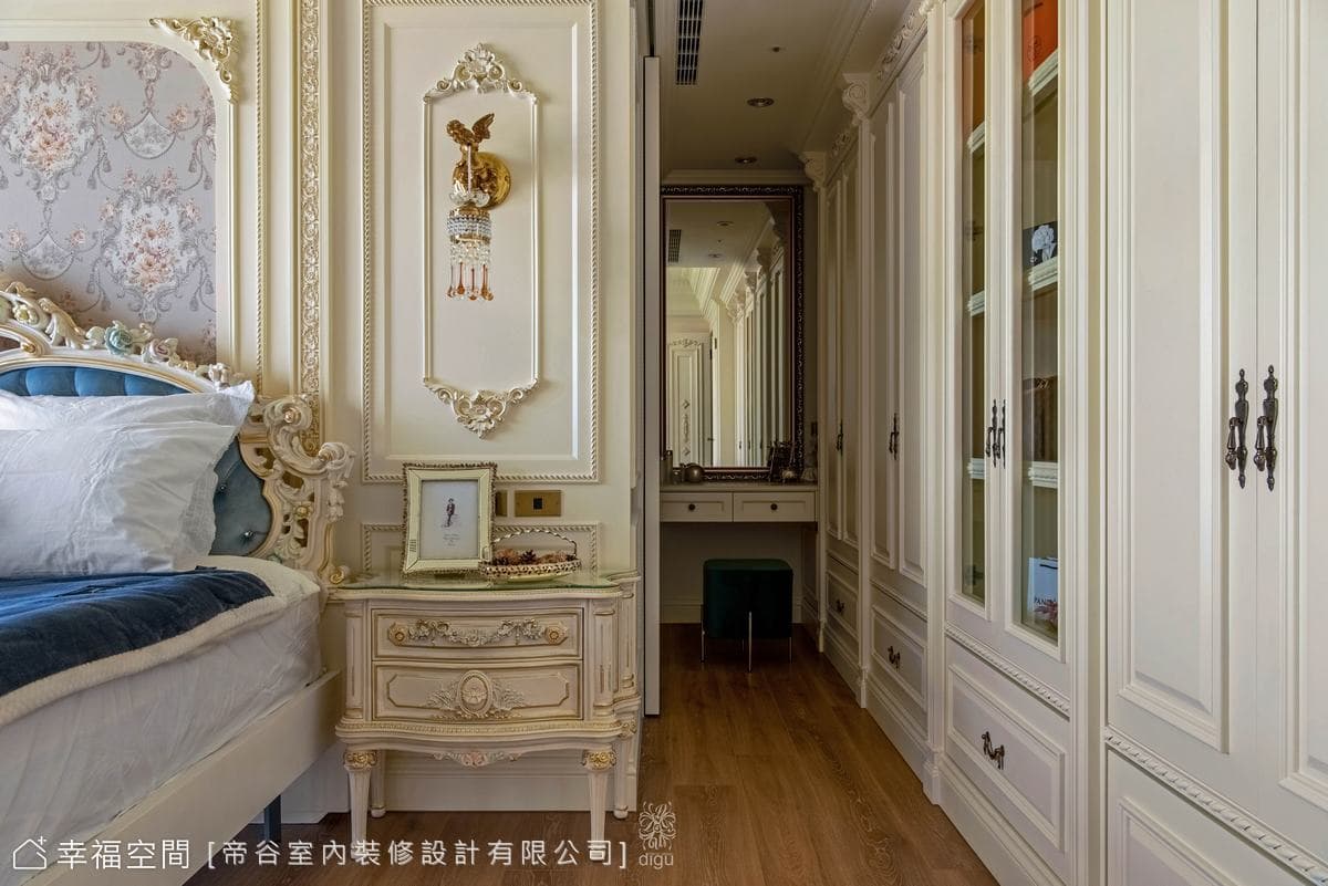 一秒穿越中古世紀 復刻熊布朗宮的古典歐風宅│40坪
