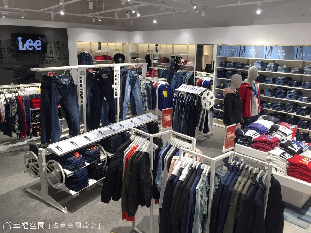 Lee台中Outlet｜美式風｜28坪