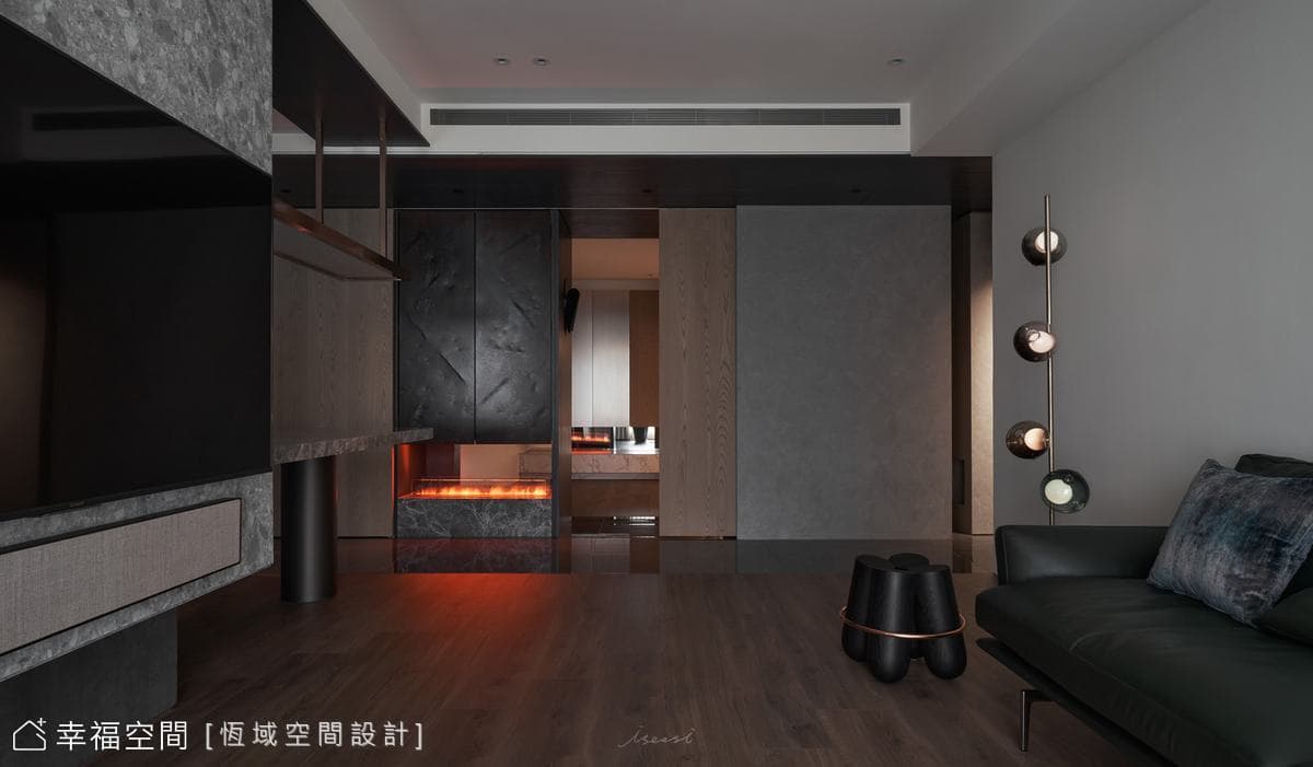 Burnt Orange - 燃橙｜迴域｜前衛風｜23 坪