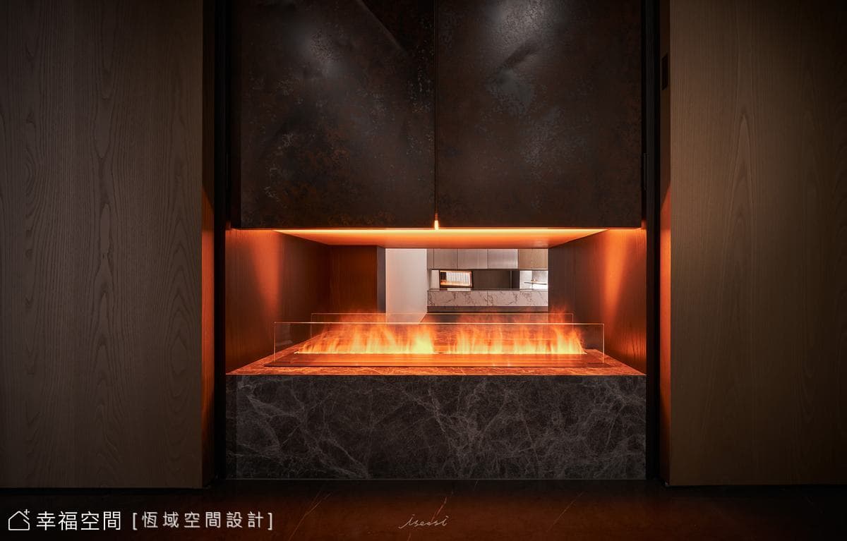 Burnt Orange - 燃橙｜迴域｜前衛風｜23 坪
