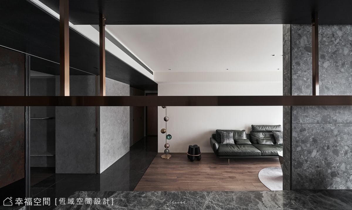 Burnt Orange - 燃橙｜迴域｜前衛風｜23 坪