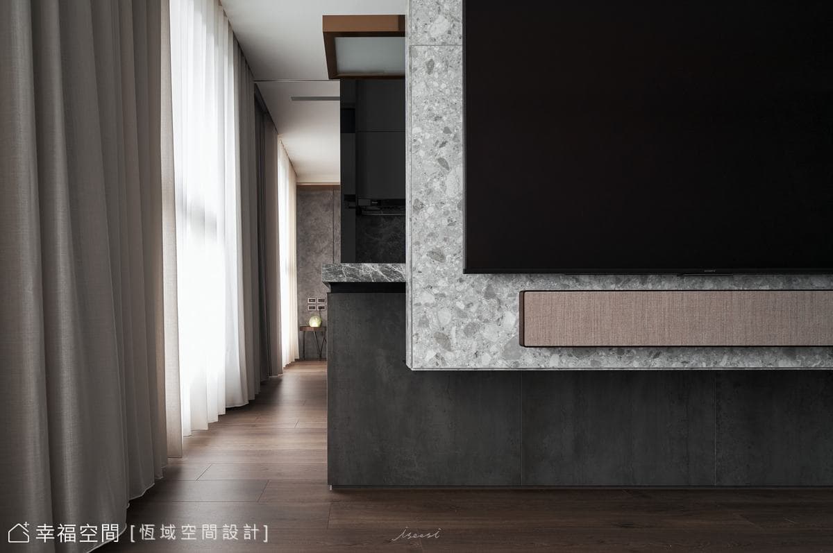 Burnt Orange - 燃橙｜迴域｜前衛風｜23 坪