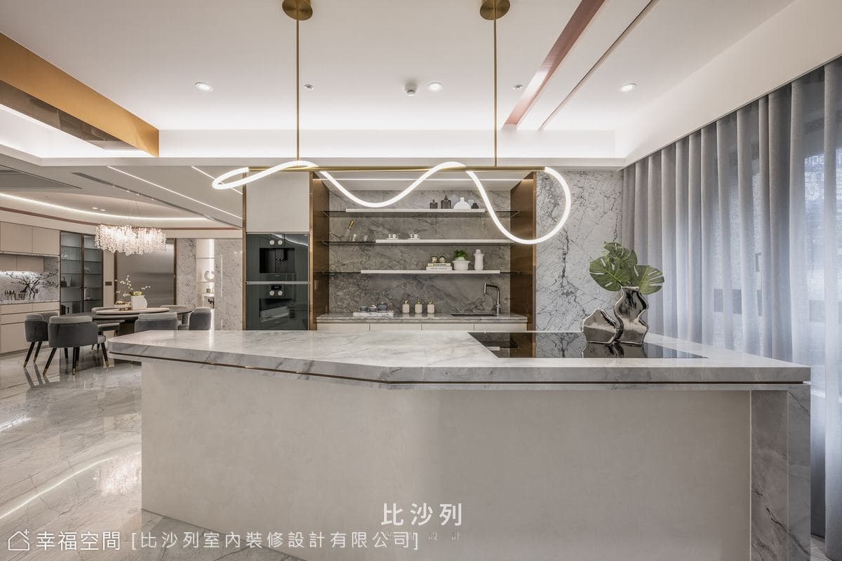 時尚夫妻愛白金奢華 機能與美學設計│現代奢華風