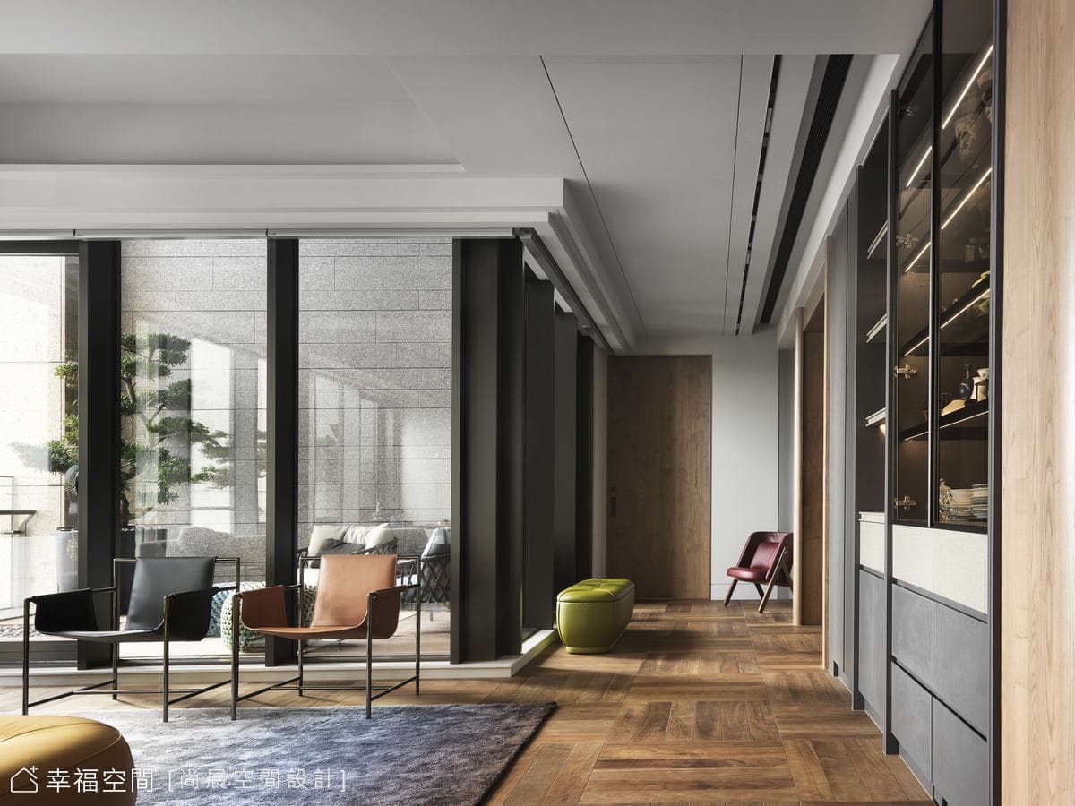 入住蒙德里安新造型風格派藝廊Loft｜135坪