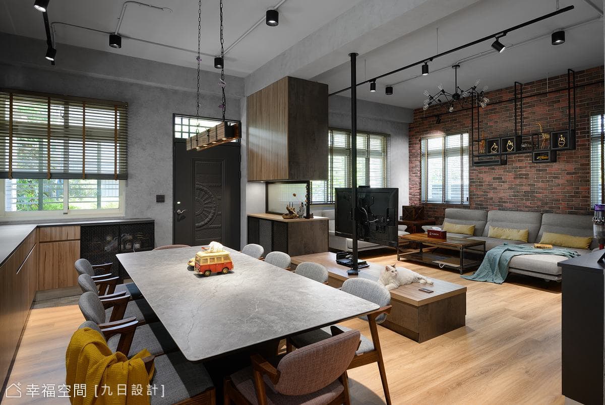 LOFT．灰墨│工業風│50坪