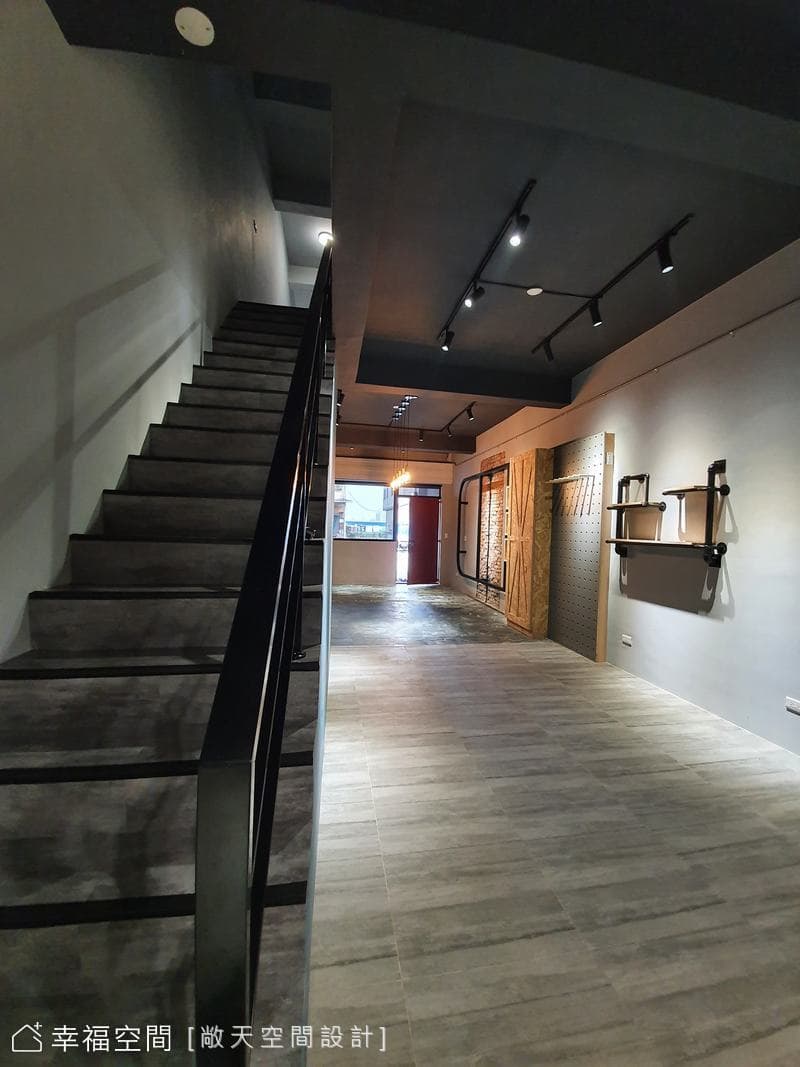 靈光與班傑明｜工業風｜80坪