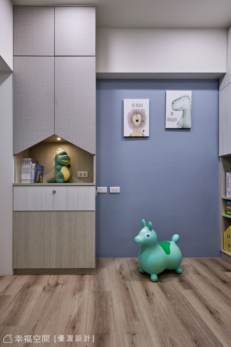 29年老屋變身溫暖美式居宅，從生活情境培養孩子閱讀素養！│27坪