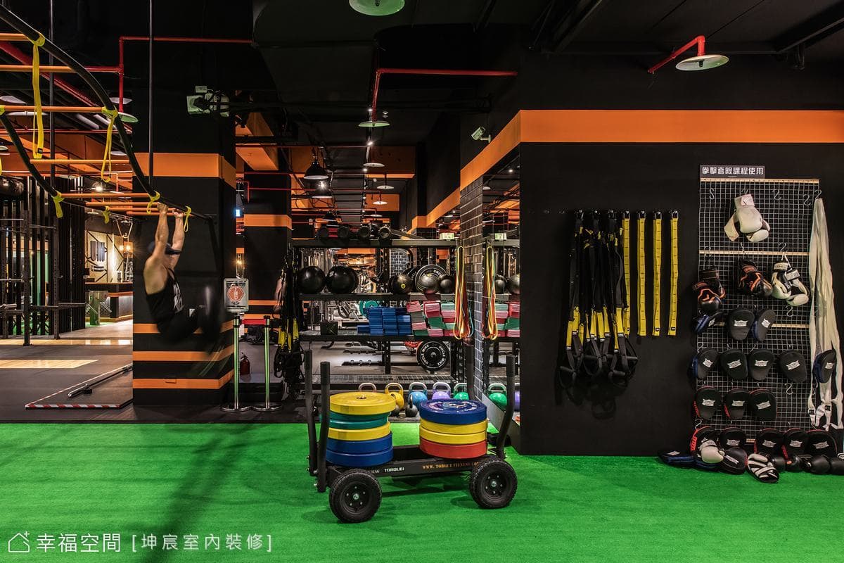 撞色維度│前衛工業風│222坪