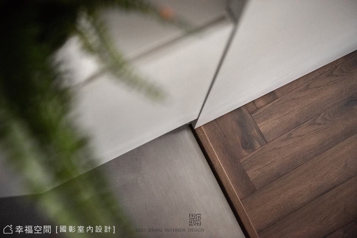 開闊小宅空間尺度 圍塑光感現代質感宅│14坪
