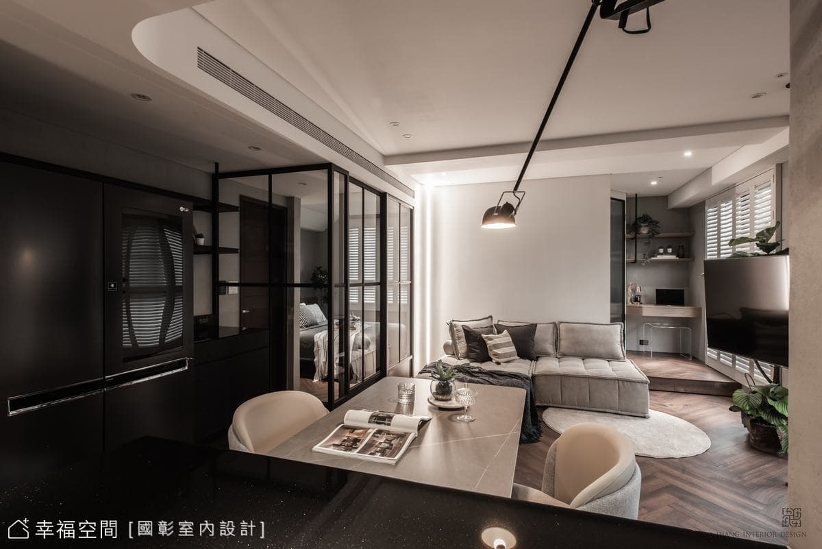 開闊小宅空間尺度 圍塑光感現代質感宅│14坪