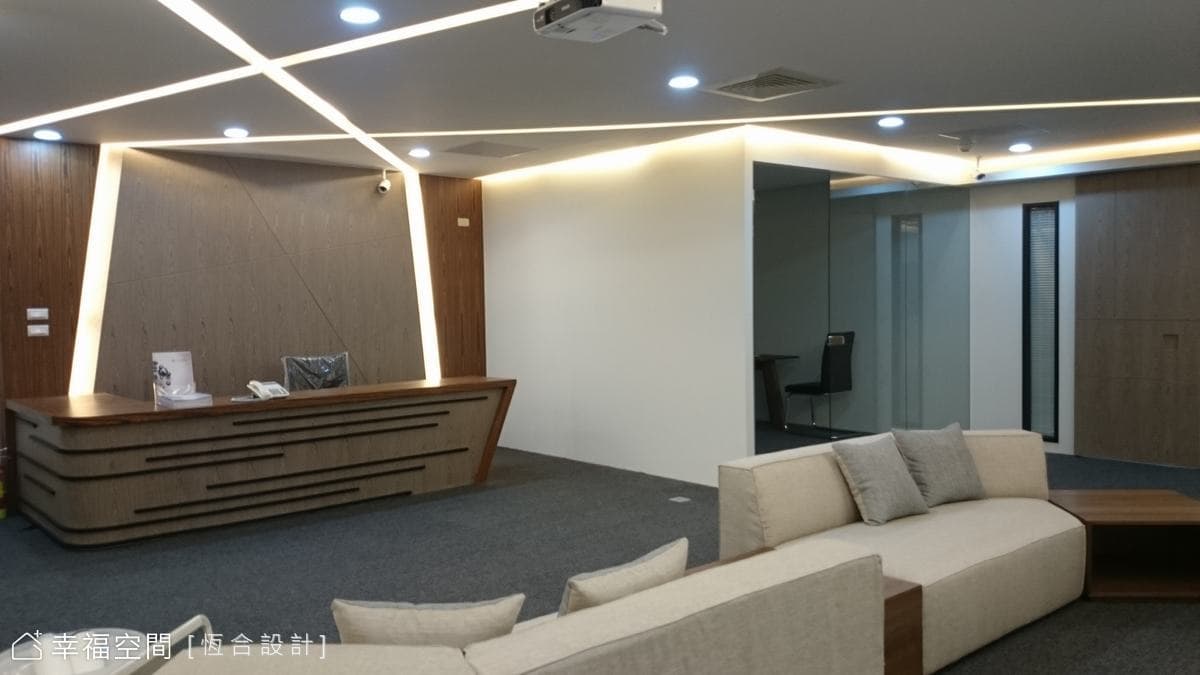 沉穩現代風 打造舒適工作場域│89坪