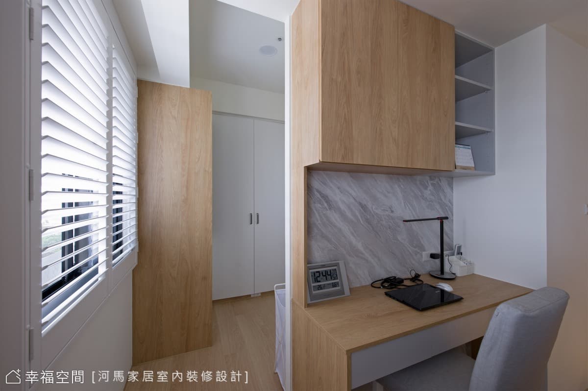 挑空六米樓中樓 老屋變身日光木質美宅│休閒多元風│50坪
