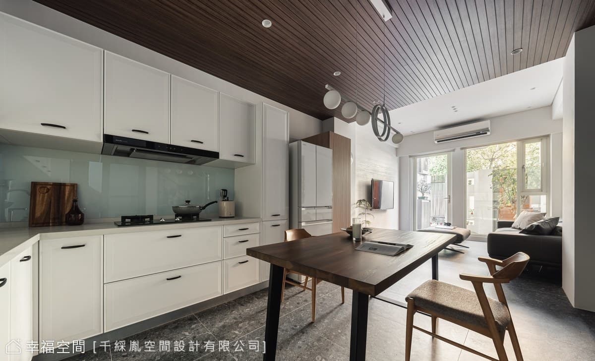 從零打造質樸純白陽光屋|北歐風|72坪