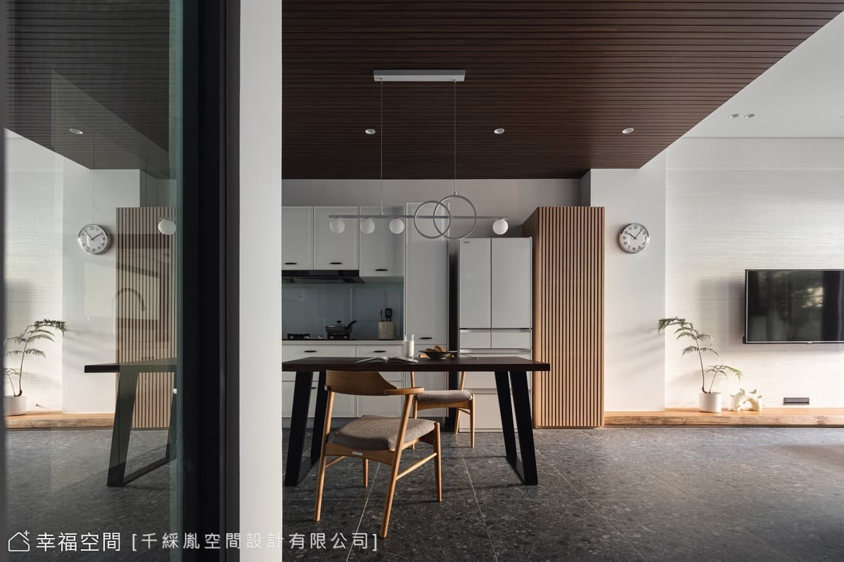 從零打造質樸純白陽光屋|北歐風|72坪