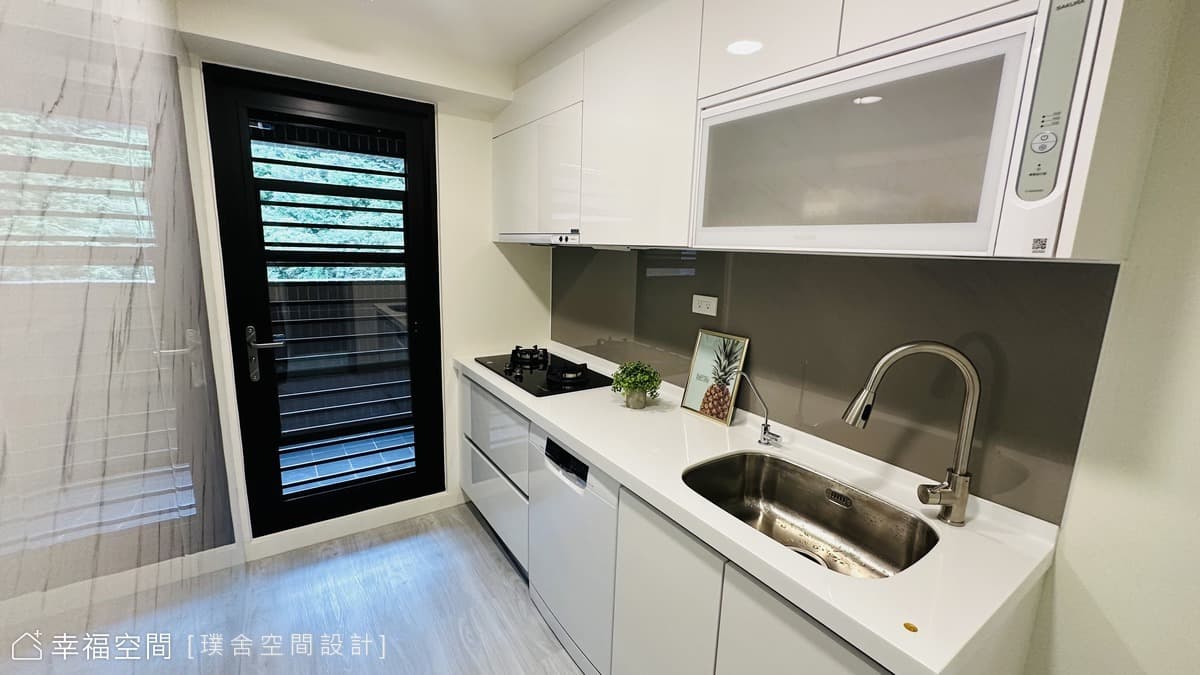 美麗山林的耐看寓所│現代休閒北歐風│20坪