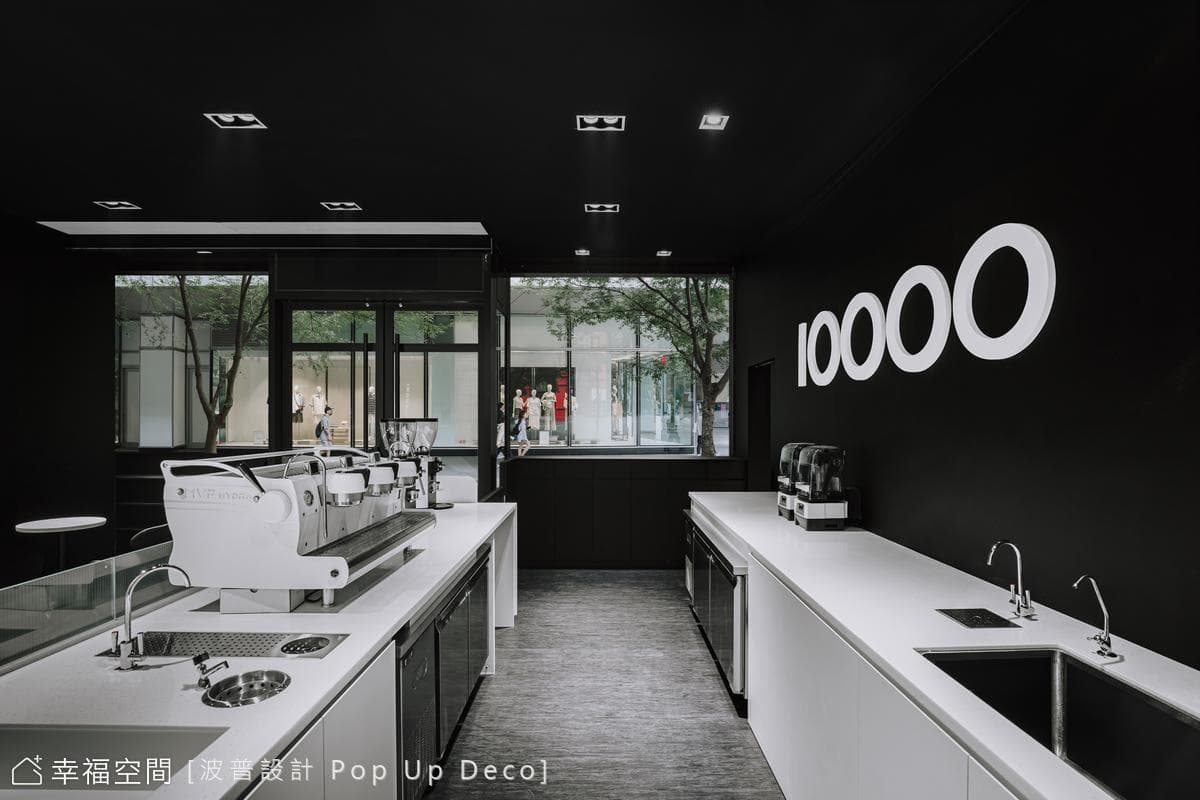 Ten Thousand Coffee|黑白|27坪