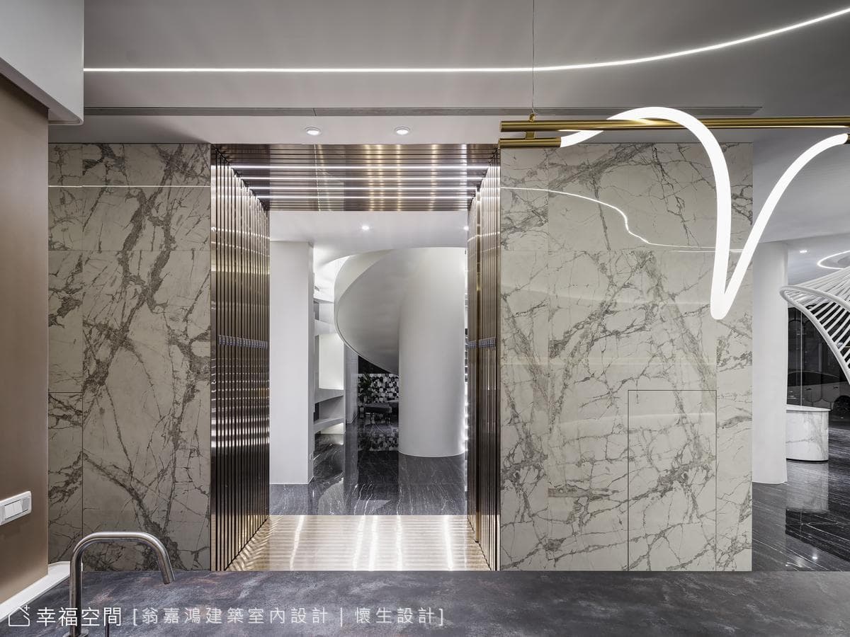 62.台中展成磁磚概念館-200坪-老屋翻新-現代風