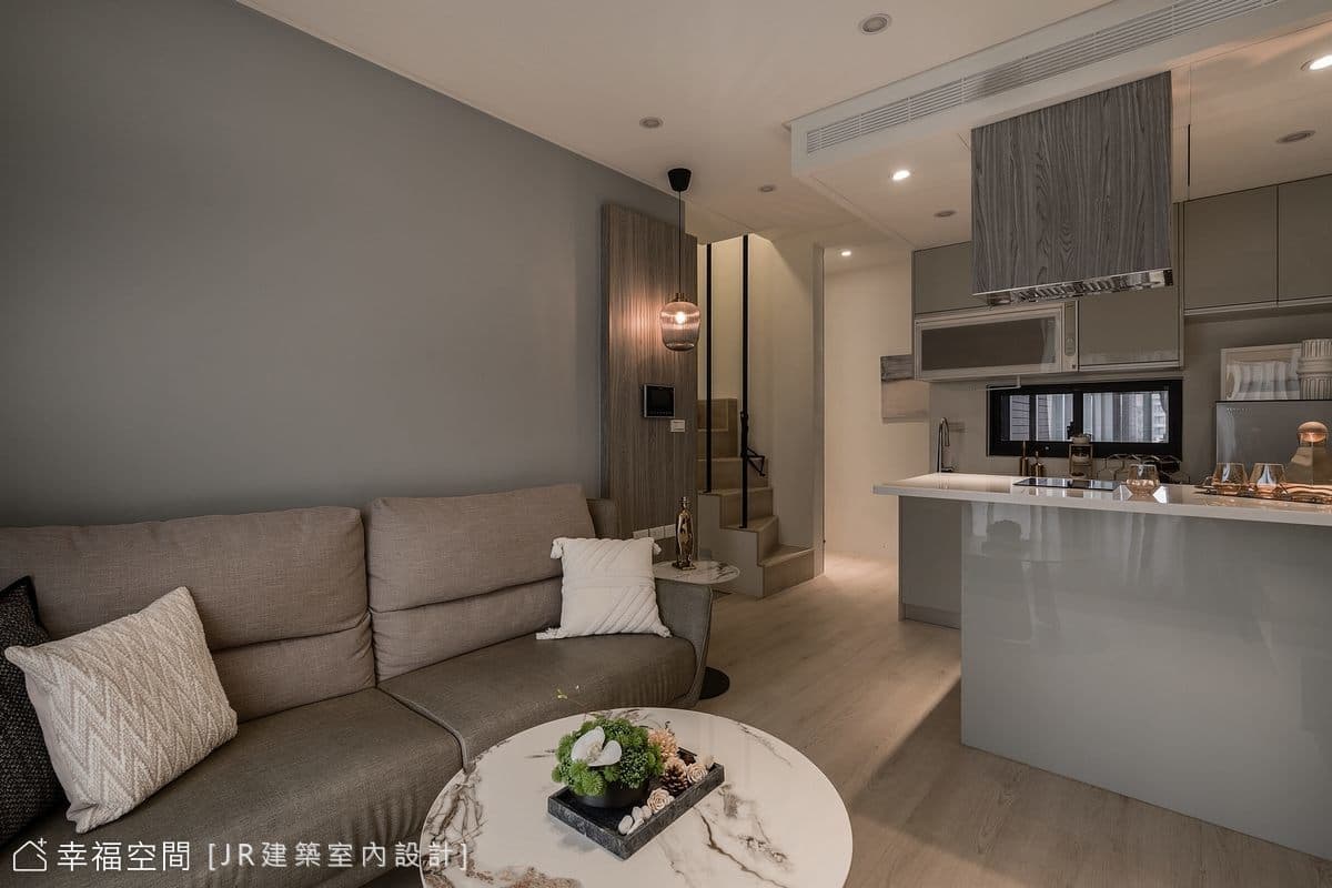 Home +|現代北歐|18坪