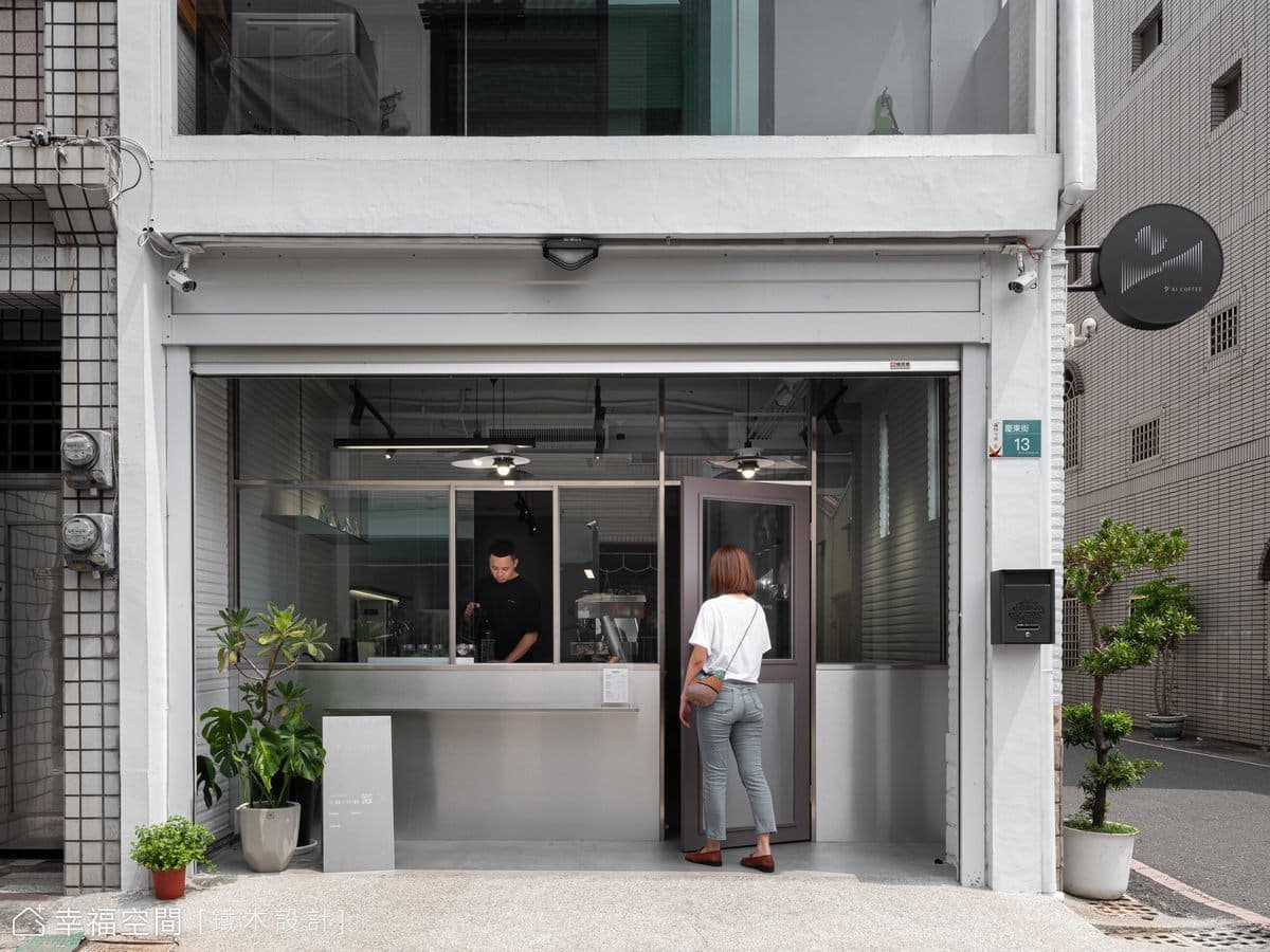 清透的夕咖啡廳|工業風|18坪