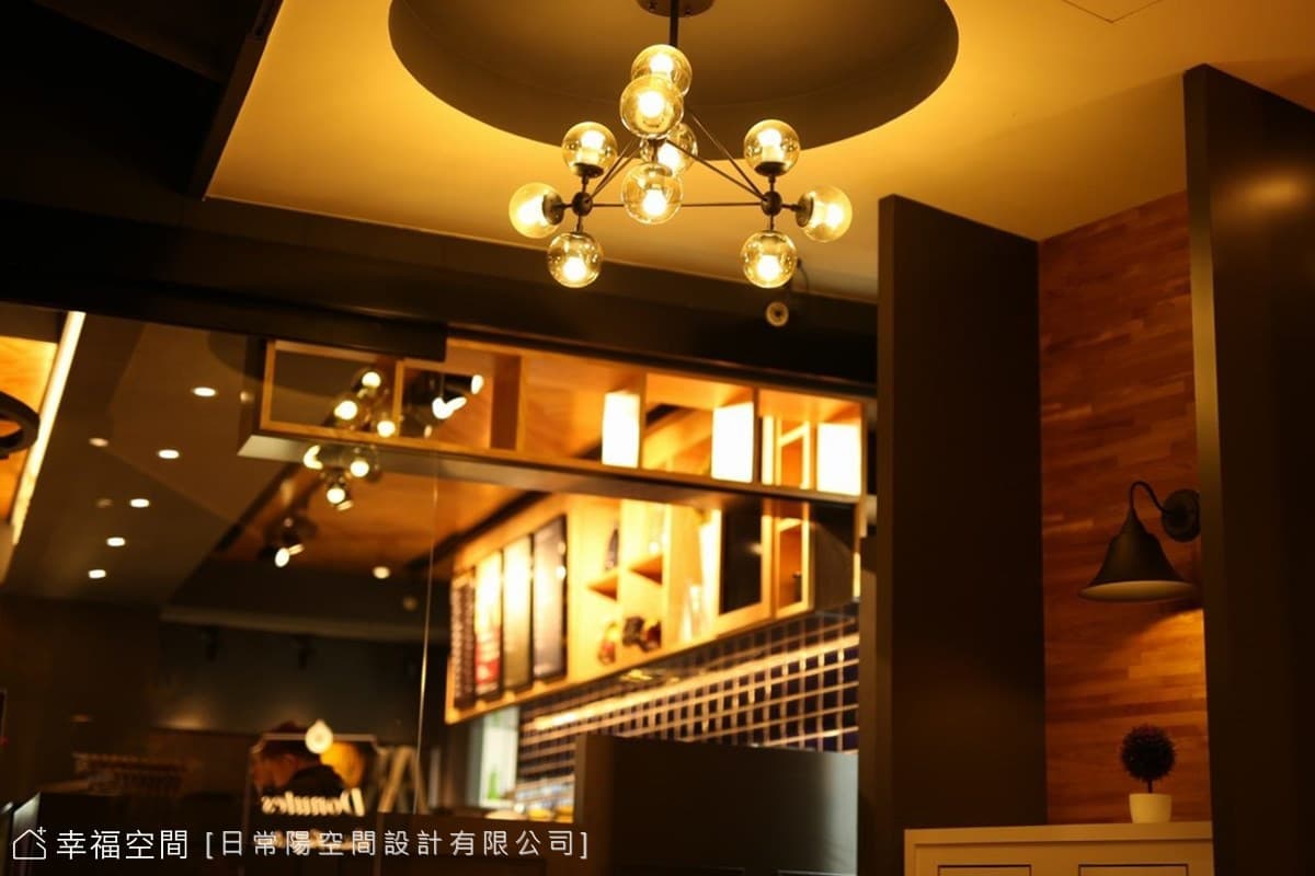 黑調摩登 CAFE|工業風|60坪