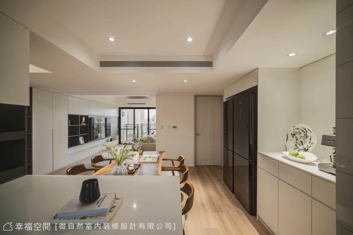 黑白系簡約五口之家 共築日常溫馨雋語│33坪