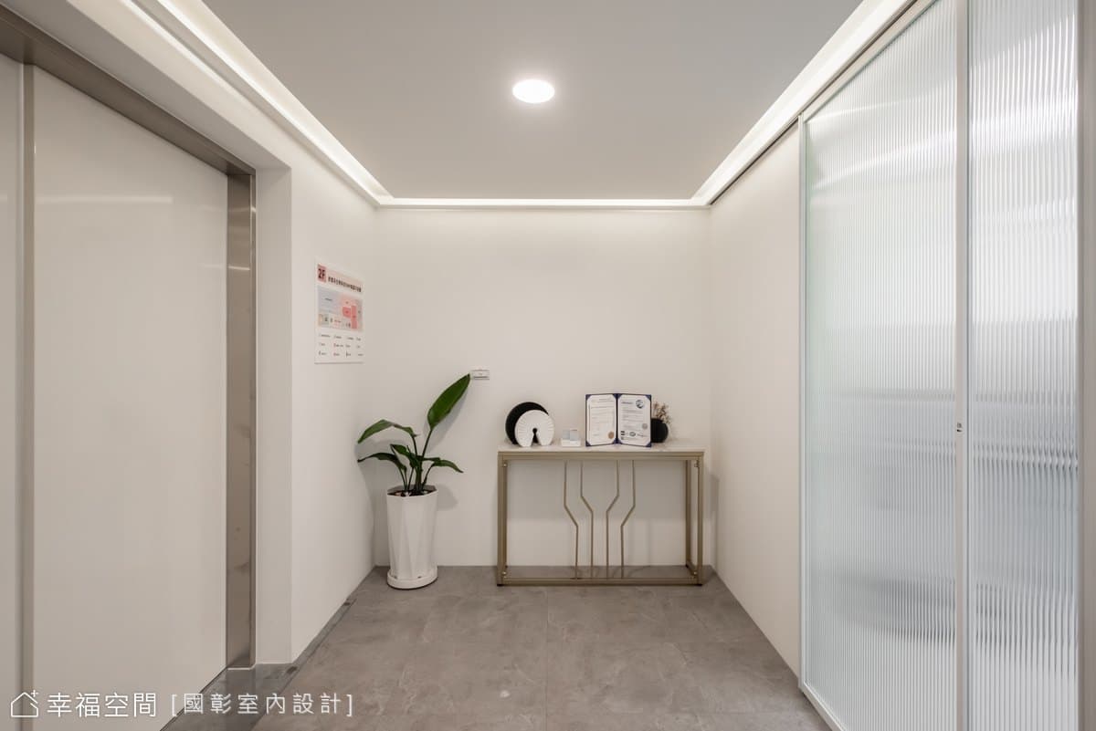 現代質簡辦公場域│60坪