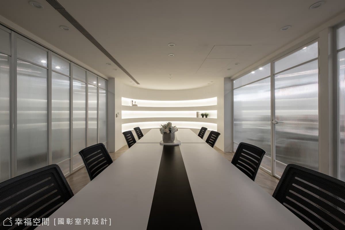 現代質簡辦公場域│60坪