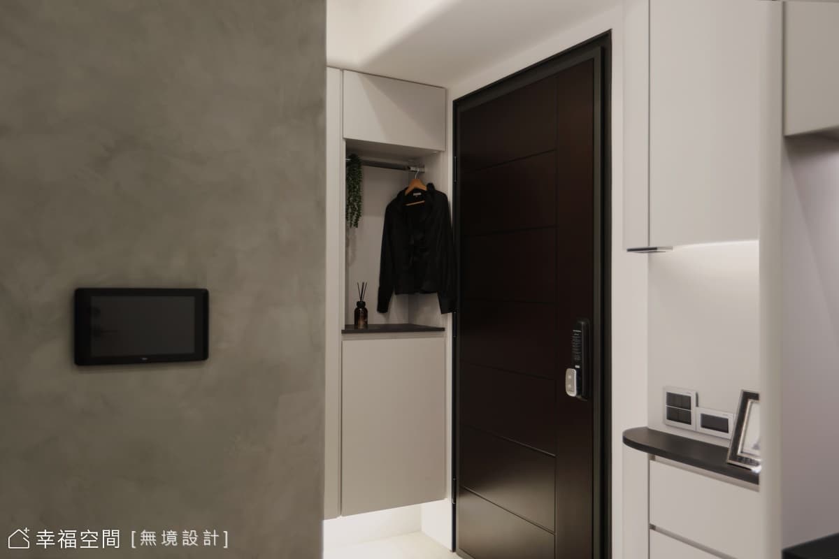 極簡美學，黑灰白調和的都市個性居所｜現代簡約風｜20坪