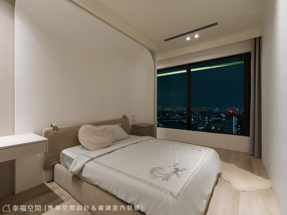 二度合作 毛胚屋實現白金奢華風